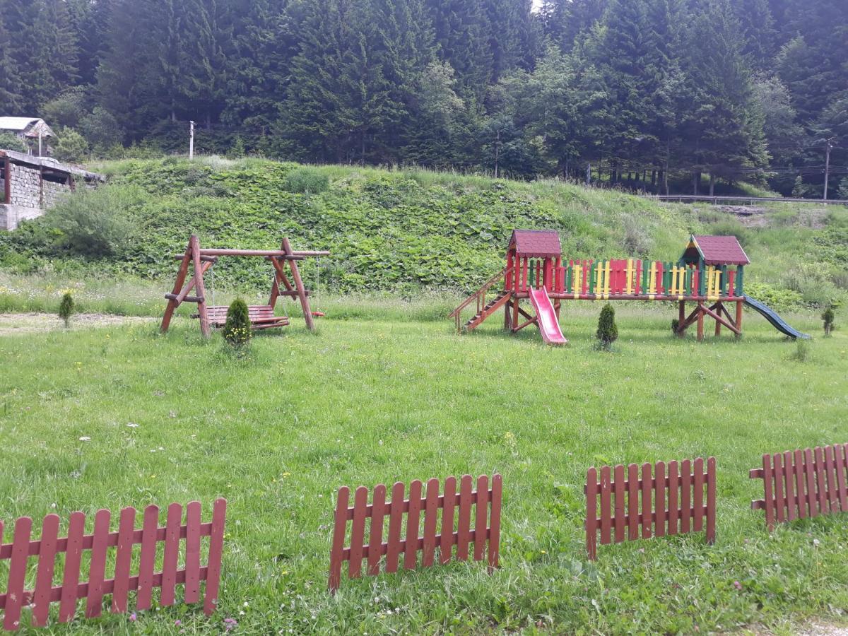 White Horse Hotel Predeal Luaran gambar