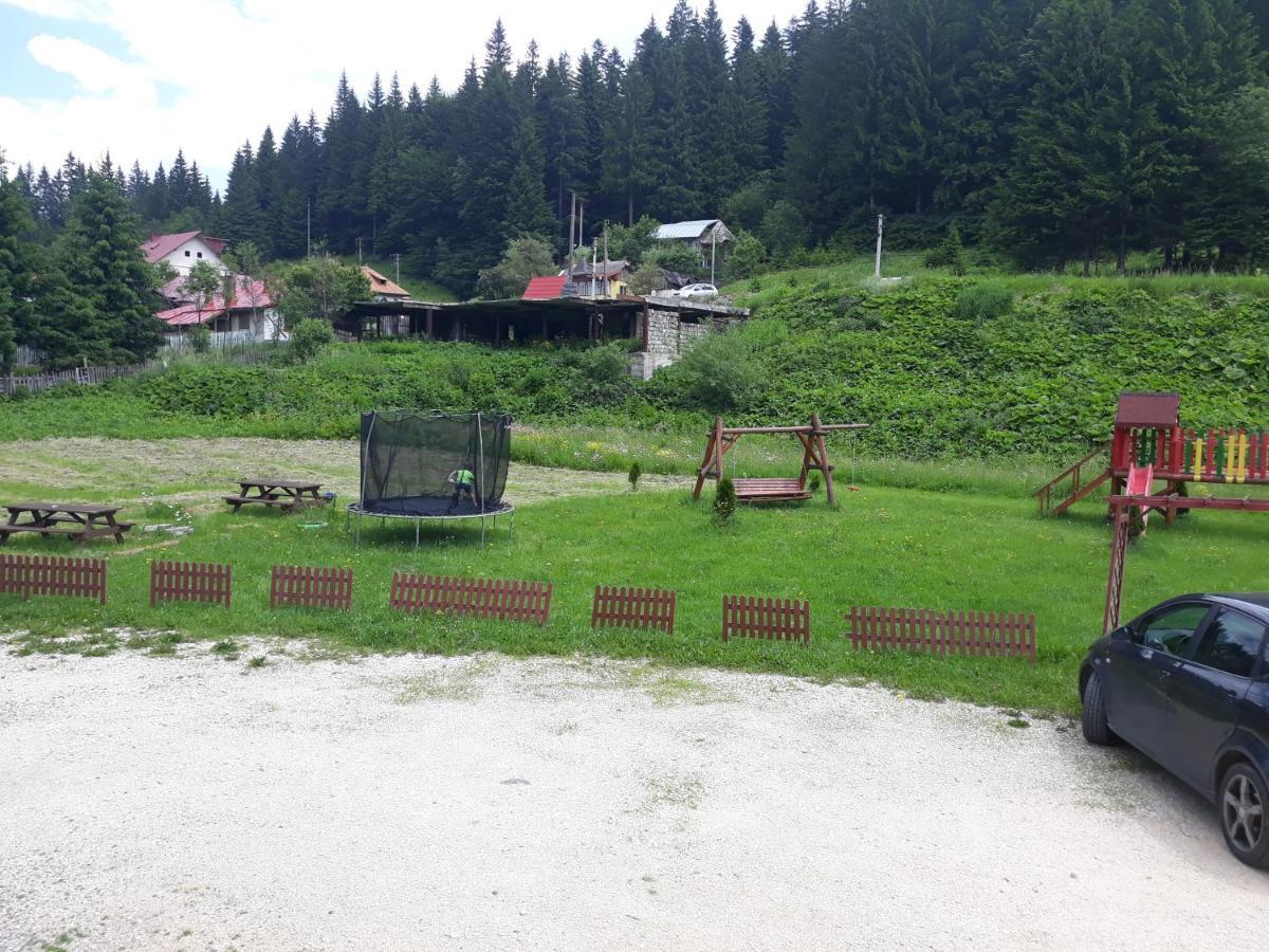 White Horse Hotel Predeal Luaran gambar