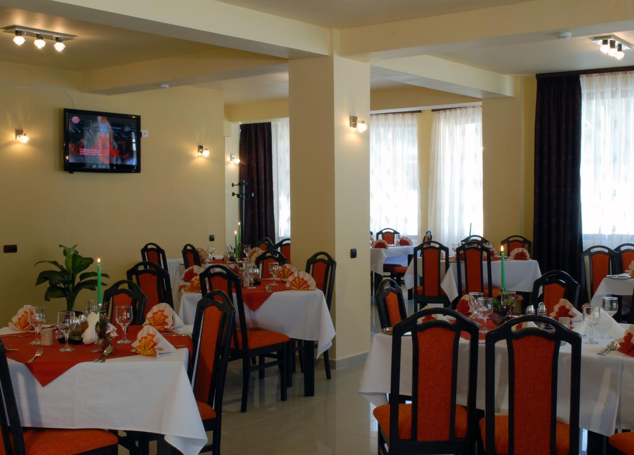 White Horse Hotel Predeal Luaran gambar