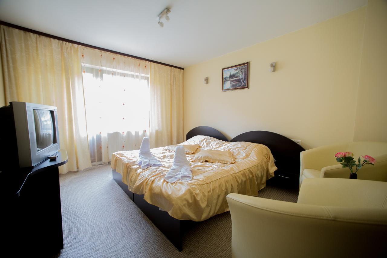 White Horse Hotel Predeal Luaran gambar