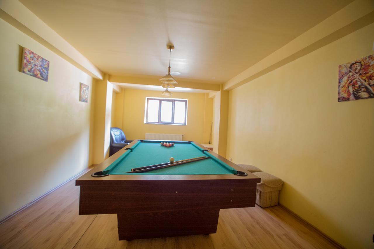 White Horse Hotel Predeal Luaran gambar